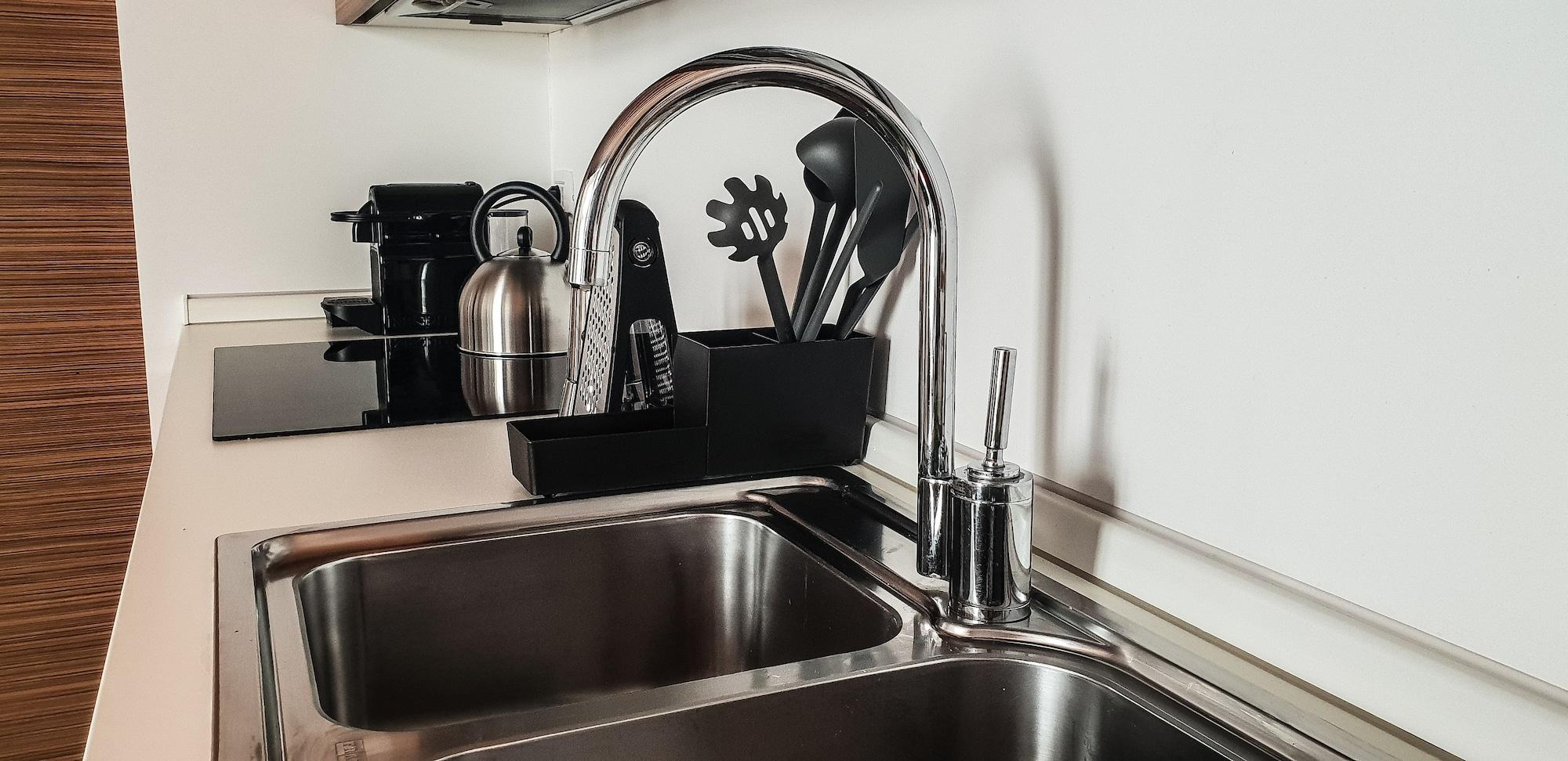 Design Central Apartment Бергамо Екстериор снимка