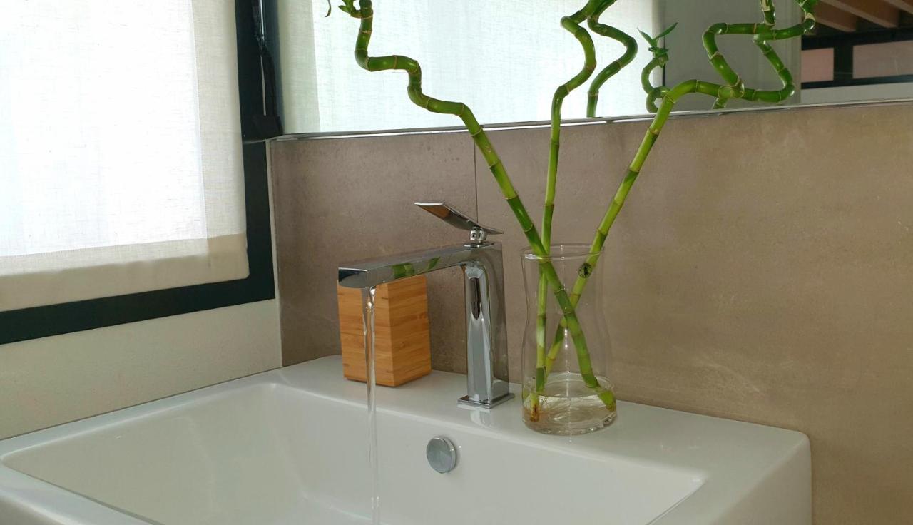 Design Central Apartment Бергамо Екстериор снимка